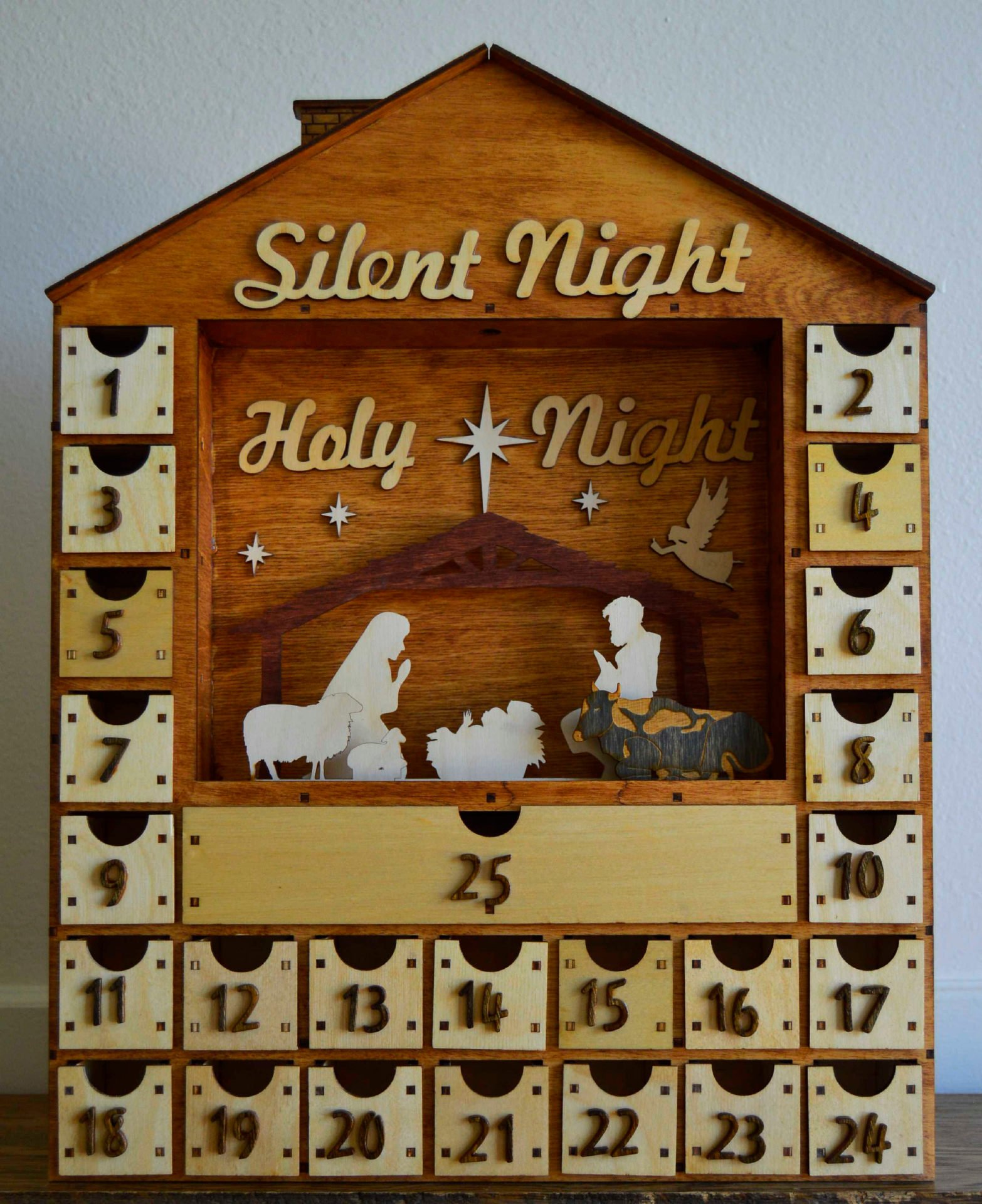 SN manger nativity 2.jpg